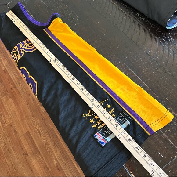 Los Angeles Lakers Kobe Bryant Black Mamba Jersey #8 Retired Size L - Picture 4 of 7